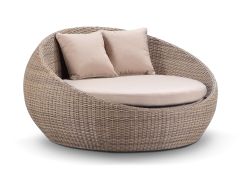 "Cancun" Hamptons Style Outdoor Wicker Round Daybed in Brushed Wheat with Denim Cushions